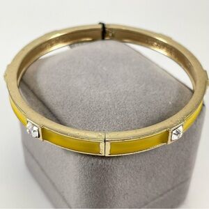Trendy Unsigned Gold Tone Yellow Enamel White Rhinestone Hinged Bangle Bracelet
